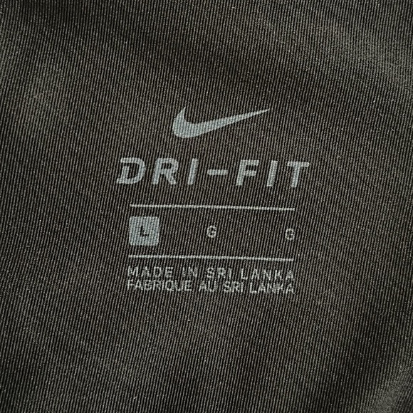 Nike Pro 26” Inseam Dri-Fit Leggings! - Picture 3 of 4